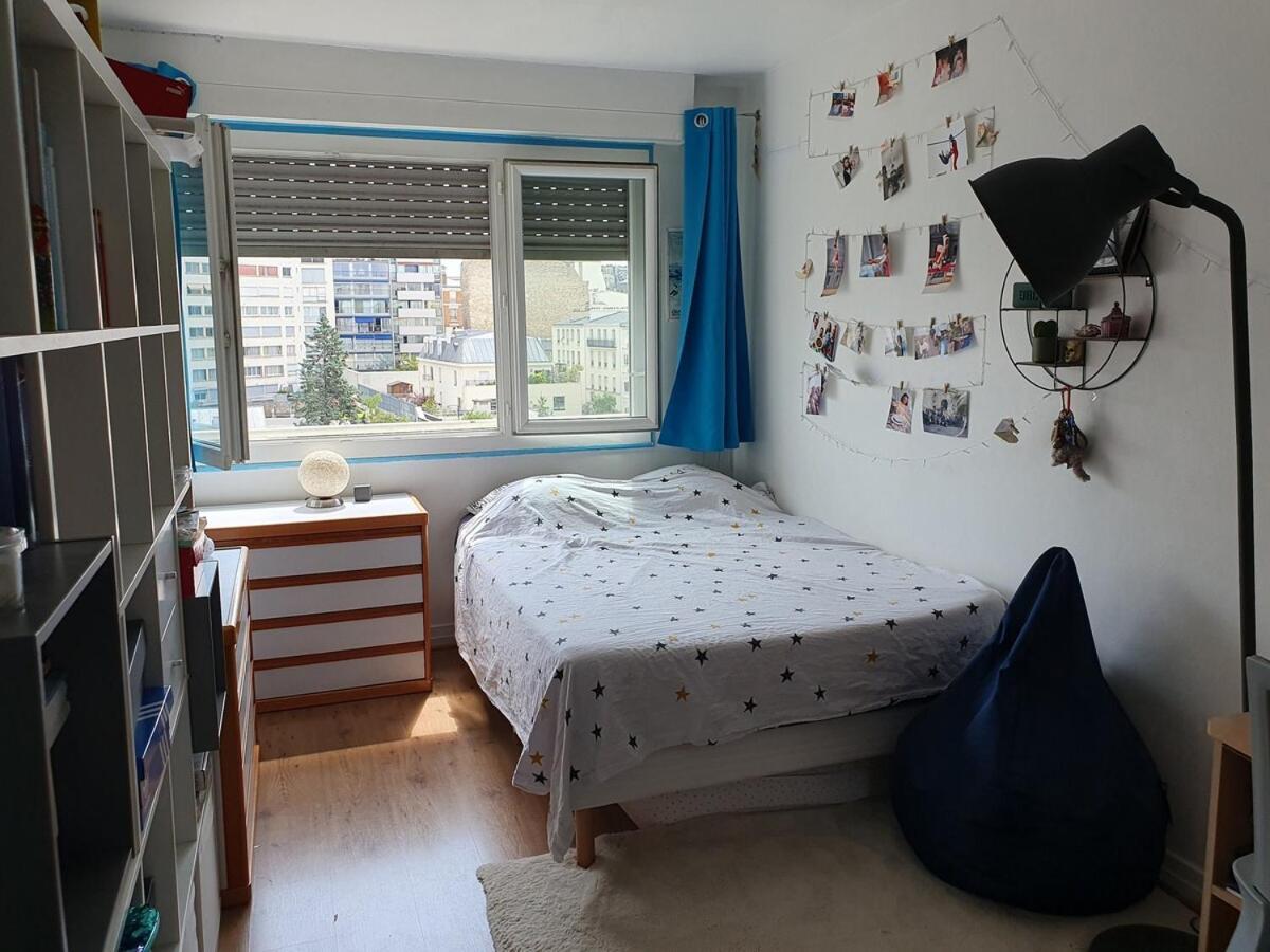 Large 100 M2 In 14th Arrondissement * Parijs